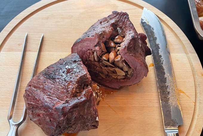 Carpetbag steak (’tri tip’)